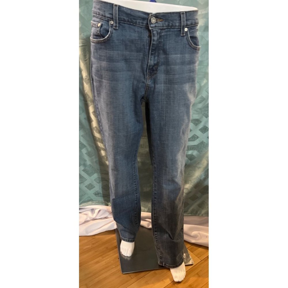 Levi's Straight leg